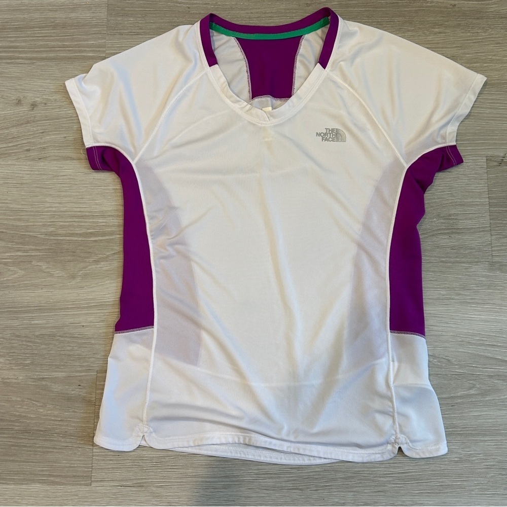 The North Face Women's Purple and White Flashdry Athletic Tee - Medium